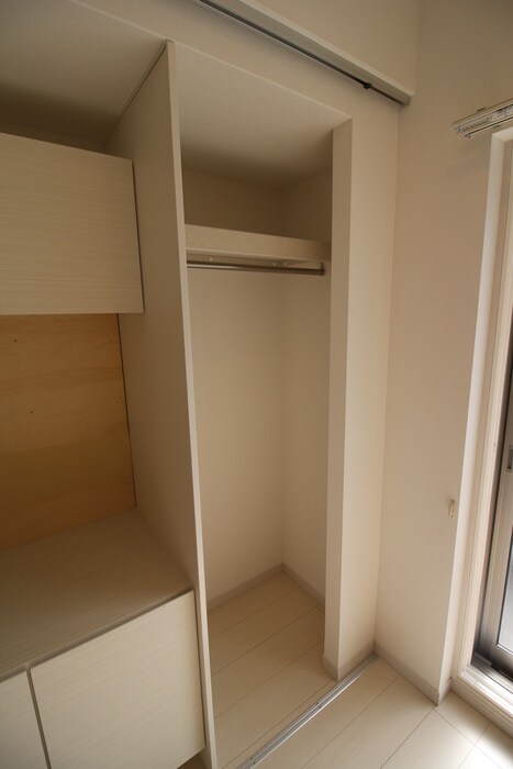 物件内観写真18　(収納)