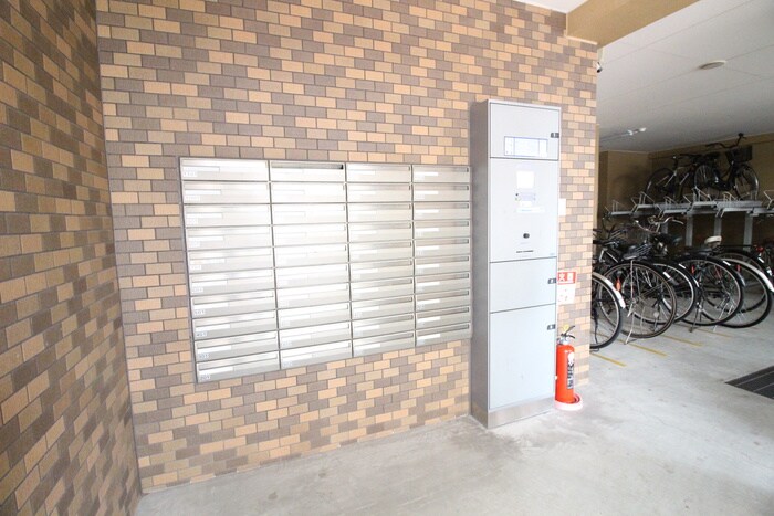 物件外観写真6　(建物設備)