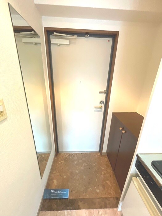 物件内観写真15　(玄関)