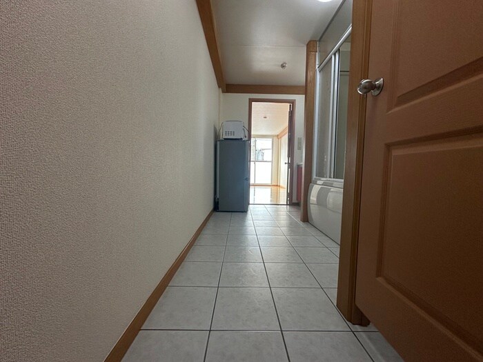 物件内観写真16　(廊下)