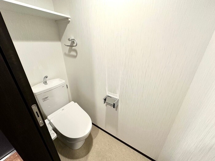 物件内観写真9　(トイレ)