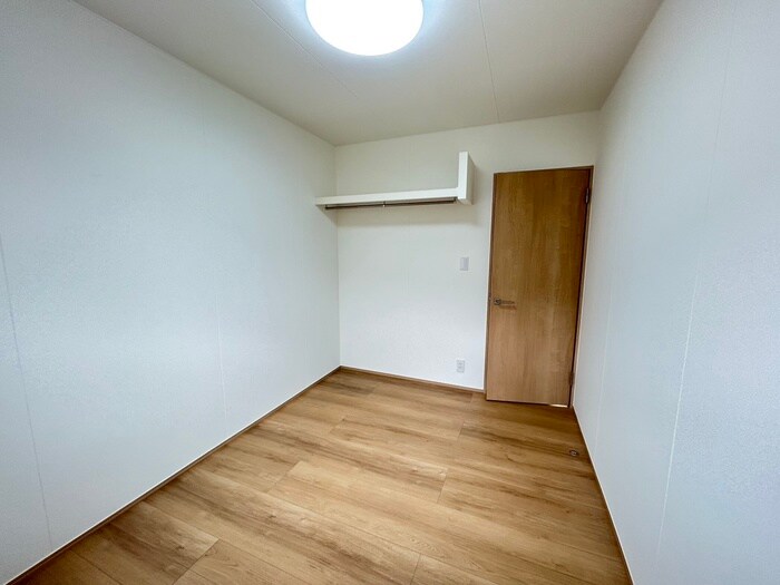 物件内観写真18　(居室)