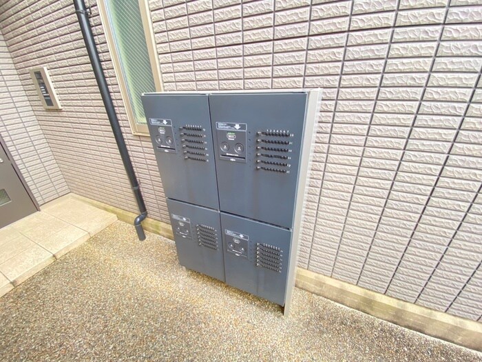 物件外観写真4　(建物設備)