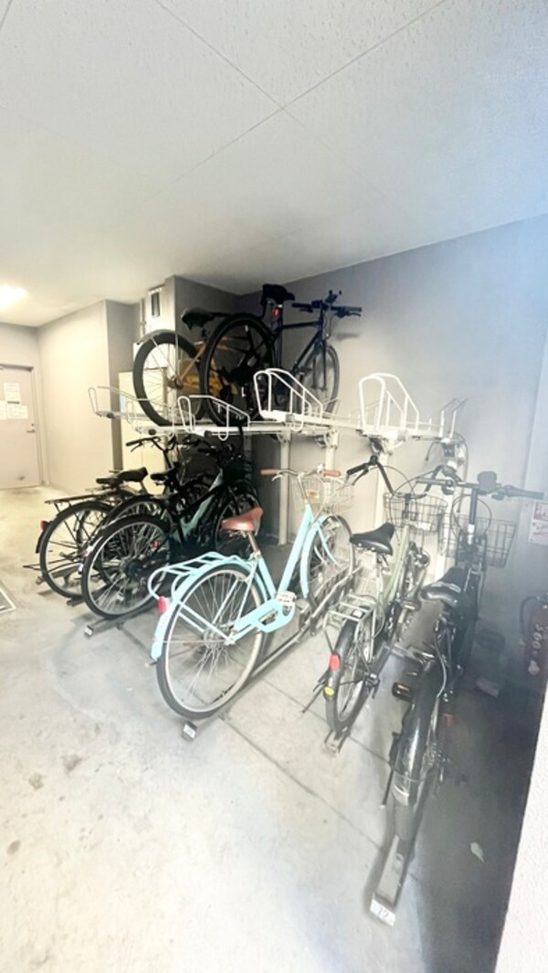 駐輪場
