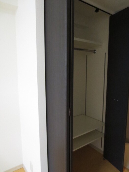 物件内観写真13　(収納)