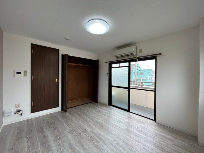 物件内観写真6　(居室)