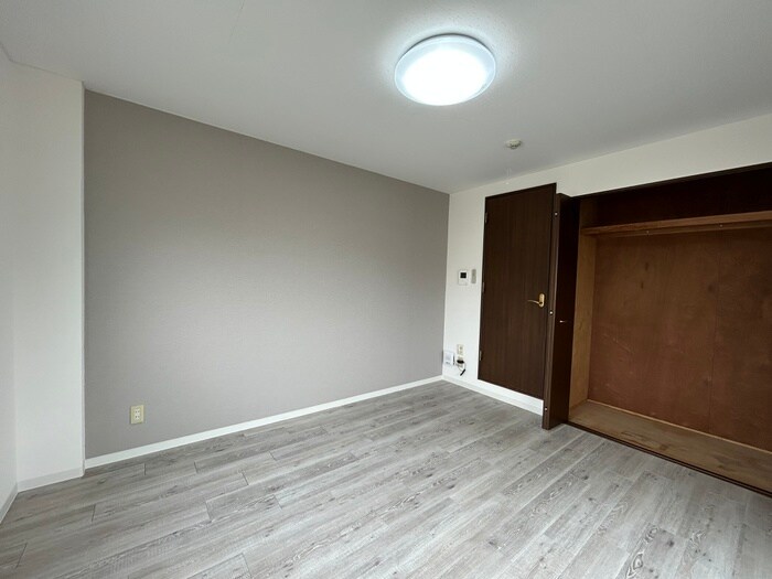 物件内観写真17　(居室)