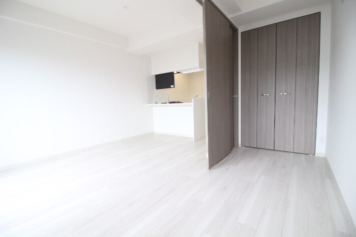 物件内観写真10　(居室)