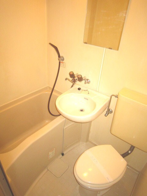 物件内観写真12　(トイレ)