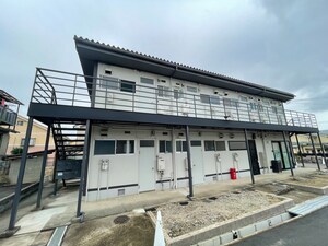 コリーナ西小路外観写真