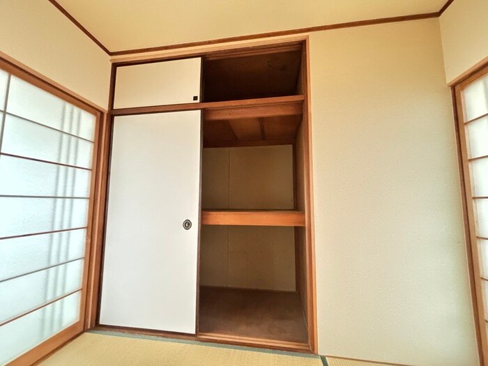 物件内観写真15　(収納)