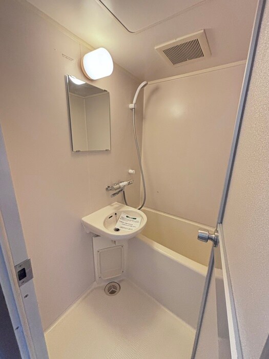 物件内観写真7　(バス／シャワールーム等)