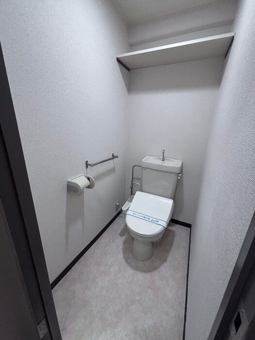 物件内観写真8　(トイレ)