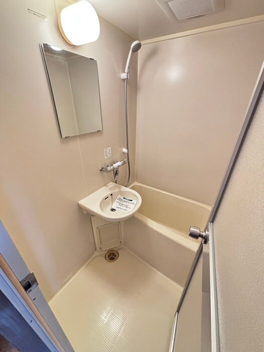 物件内観写真8　(バス／シャワールーム等)