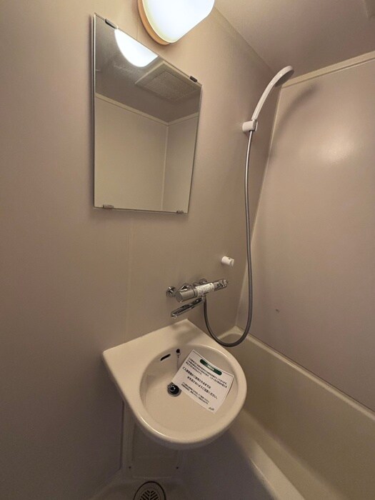 物件内観写真13　(洗面)