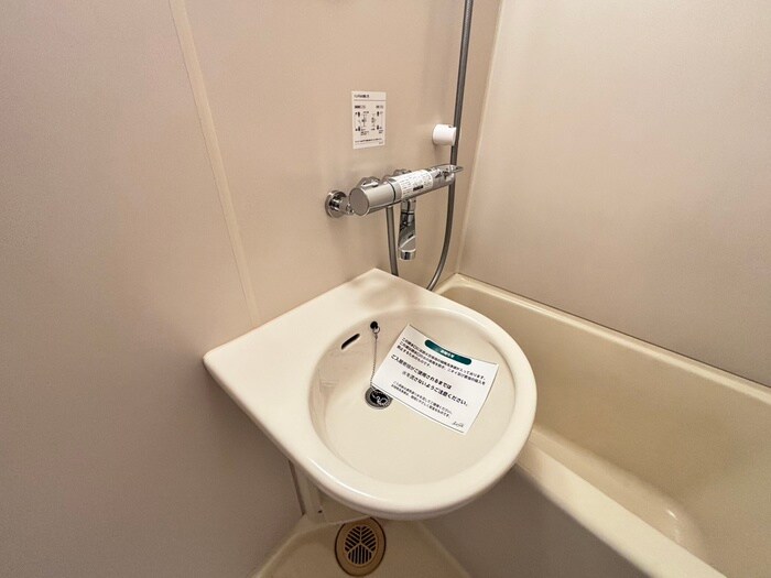 物件内観写真15　(洗面)