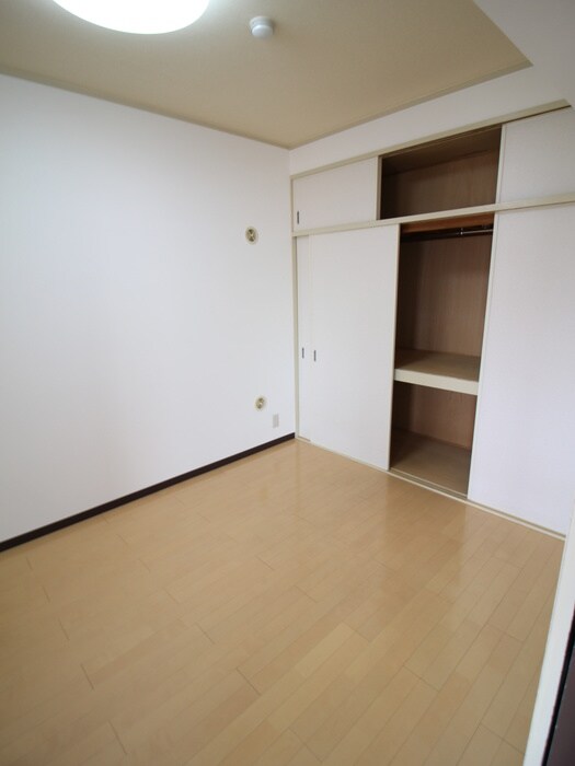 物件内観写真14　(居室)