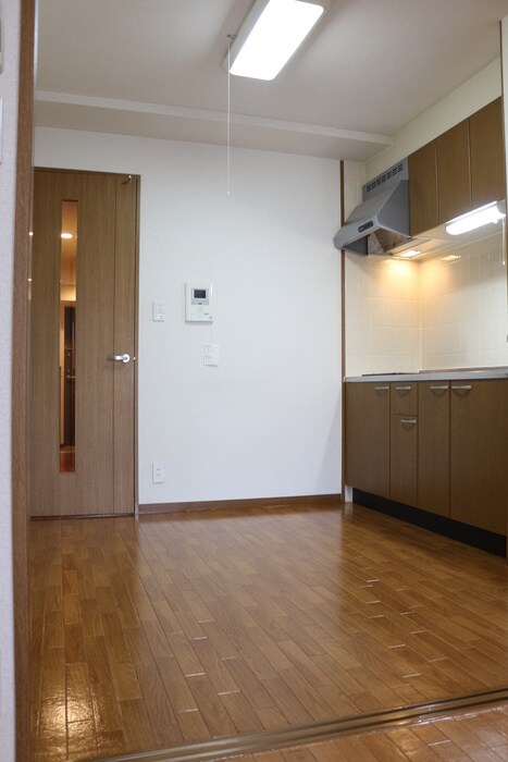 物件内観写真11　(居室)