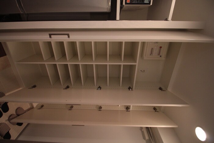 物件内観写真8　(靴箱)