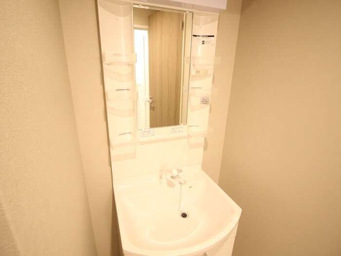 物件内観写真8　(洗面)