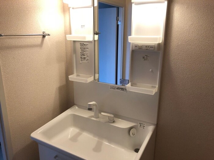 物件内観写真9　(洗面)