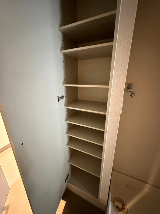 物件内観写真13　(靴箱)