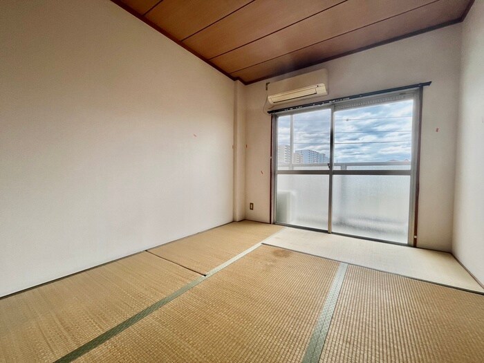 物件内観写真7　(居室)