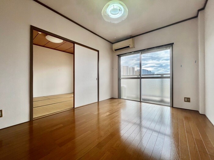 物件内観写真9　(居室)