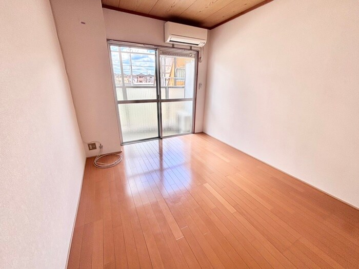 物件内観写真12　(居室)