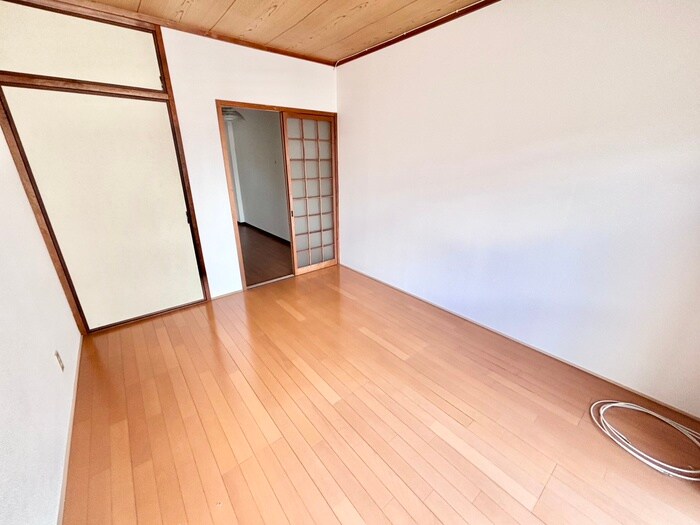 物件内観写真14　(居室)