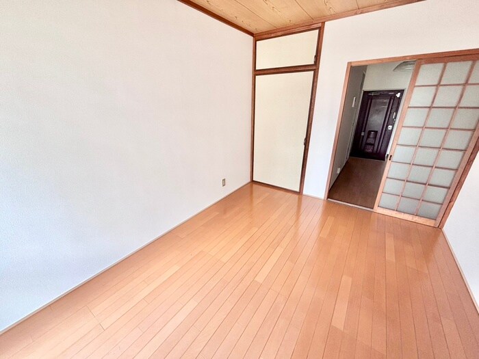 物件内観写真15　(居室)
