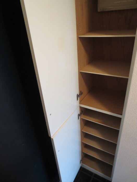 物件内観写真15　(靴箱)