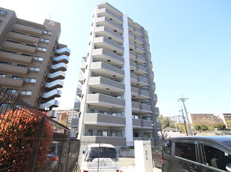 セラフ豊中向丘壱番館（702）外観写真