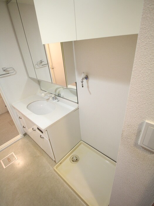 物件内観写真17　(洗濯機置場)