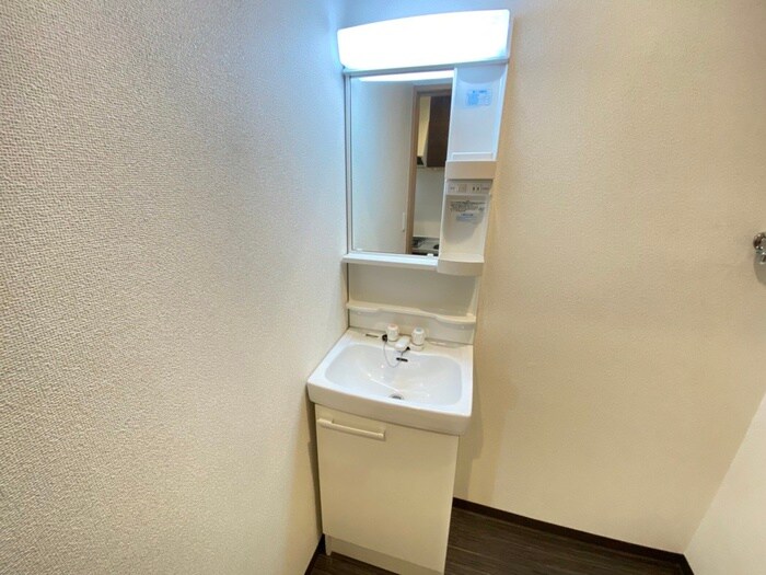 物件内観写真13　(洗面)