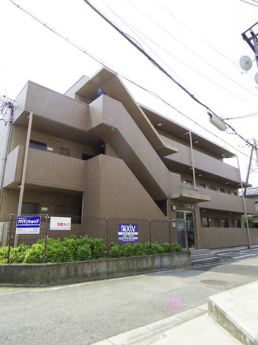 グランメゾン田の物件外観写真