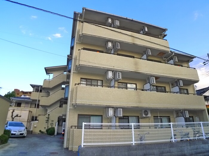 物件外観写真6　(外観写真)