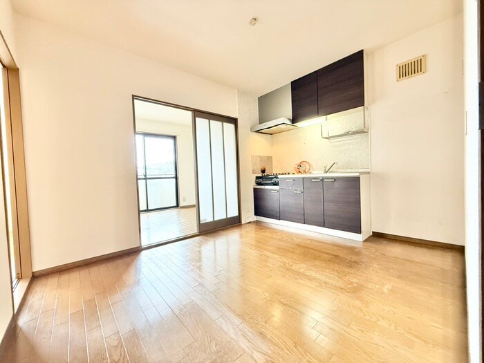 物件内観写真7　(居室)