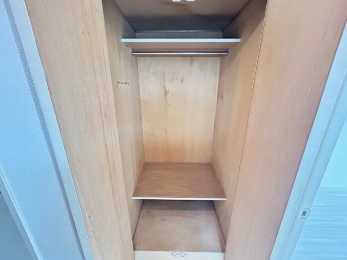 物件内観写真10　(収納)