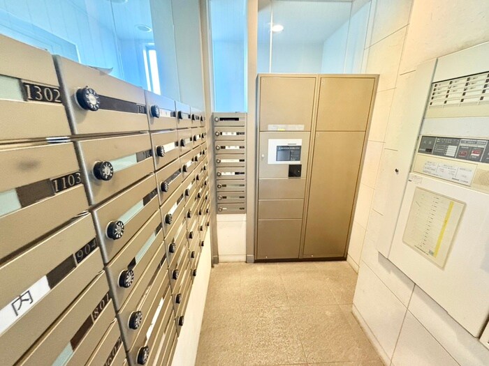 物件外観写真4　(建物設備)