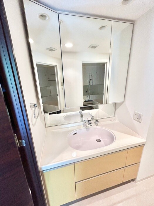 物件内観写真10　(洗面)