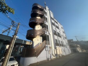 ベルメゾン外観写真