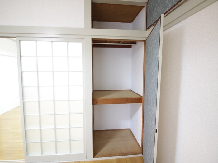 物件内観写真13　(収納)
