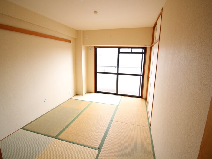 物件内観写真9　(居室)