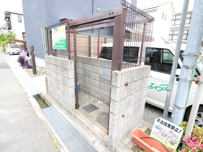 物件外観写真6　(建物設備)