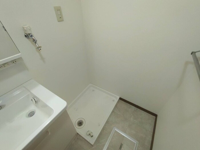 物件内観写真19　(洗濯機置場)