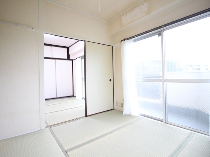 物件内観写真9　(居室)