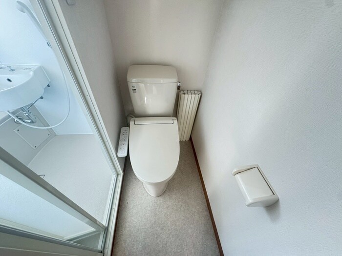 物件内観写真11　(トイレ)