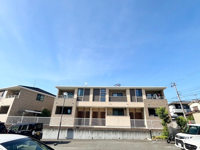 物件外観写真2　(外観写真)