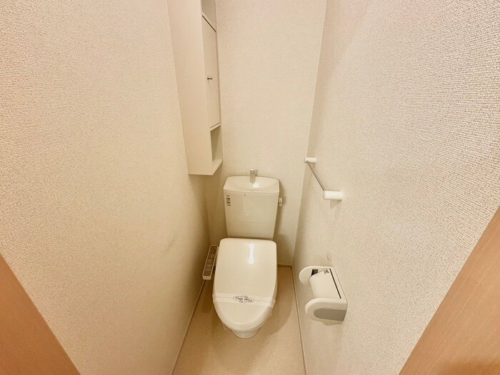 物件内観写真11　(トイレ)